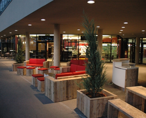 Möbeldesign Cafe Außenbereich